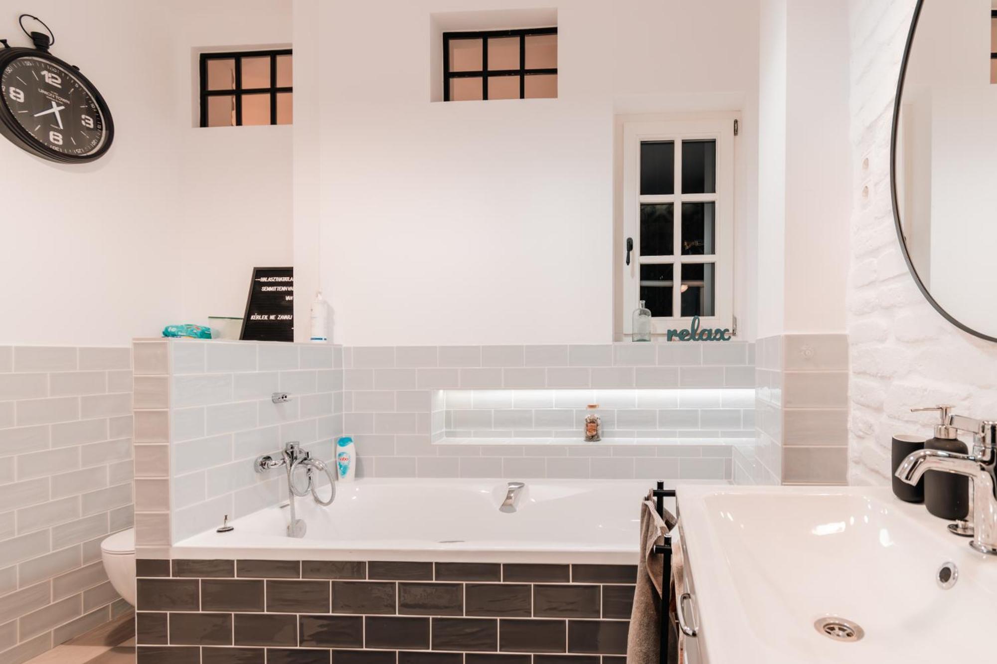 Ujlipotvaros Pearl Apartament